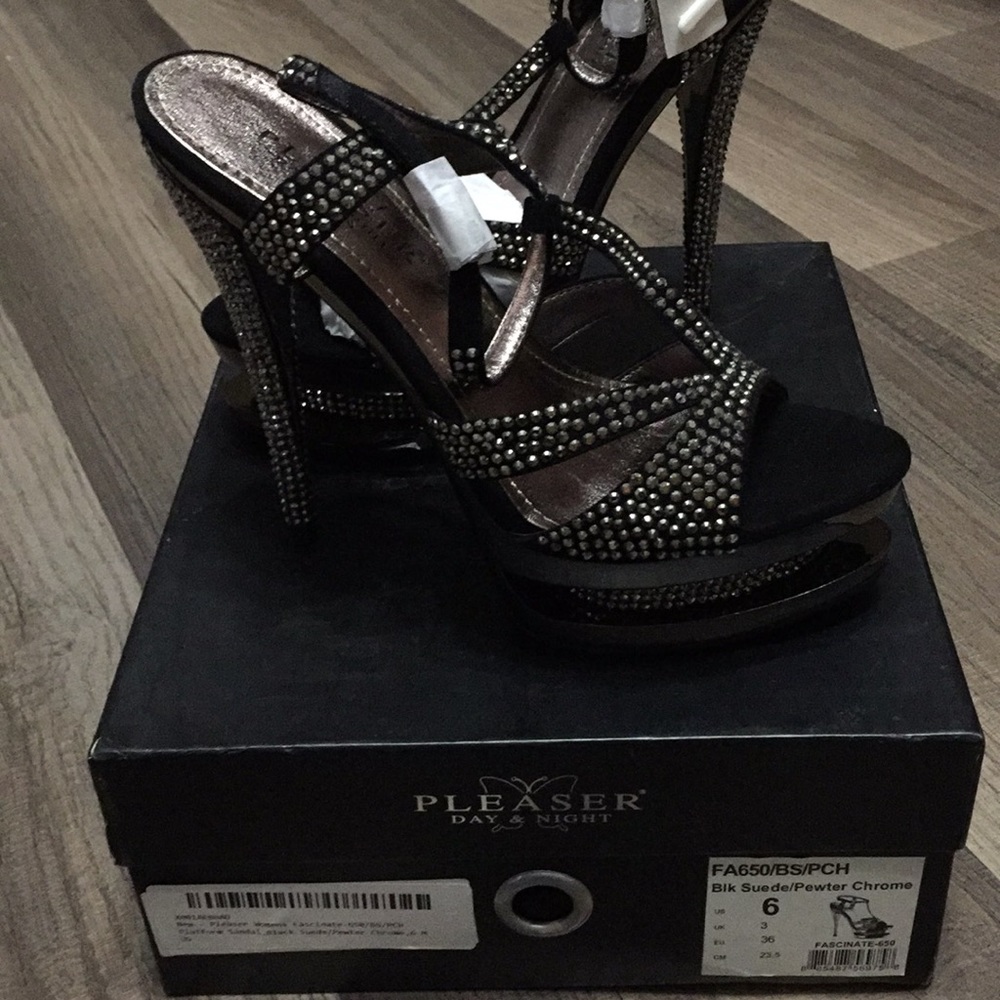 Pleaser Black and Silver Platform Heels - Picture 4 of 8